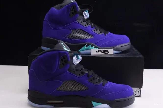 Bmlin 5 Air Alternate Jordan 136027-500 Grape Retro 0524
